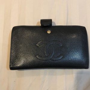 Chanel wallet